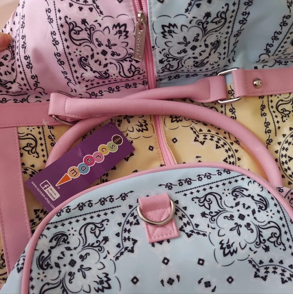 Iscream Bandana Patchwork Duffle Bag Overnight Tote Bag BNWT SO RETIRED!